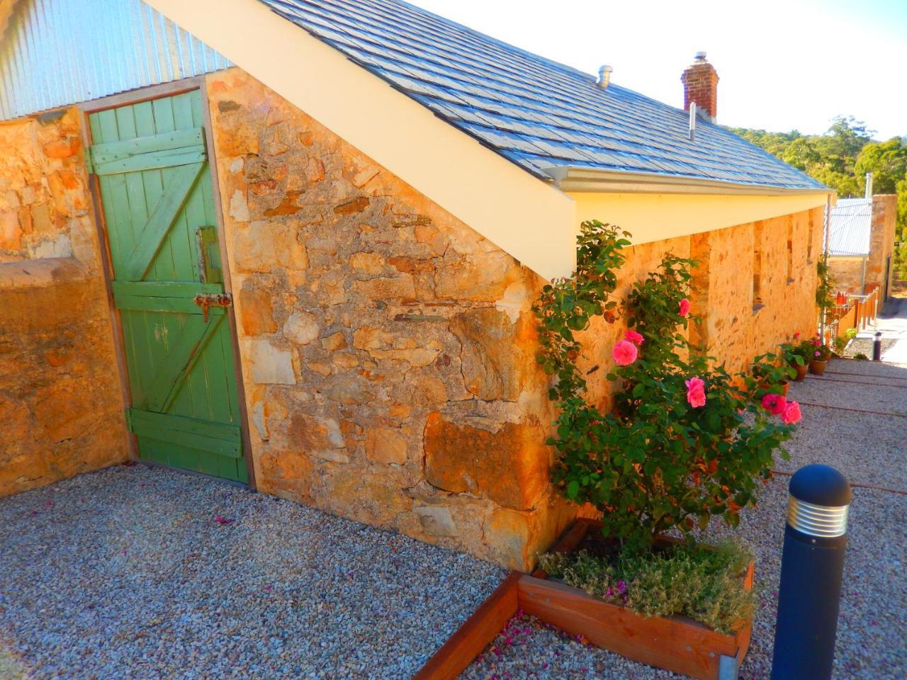 Morialta Barns Acomodação com café da manhã Norton Summit Exterior foto